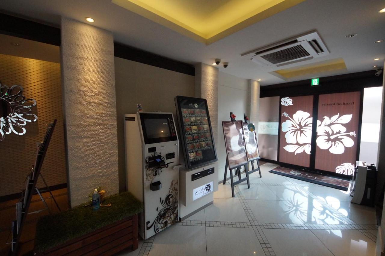 Hotel Lei (Adults Only) Funabashi Exterior photo